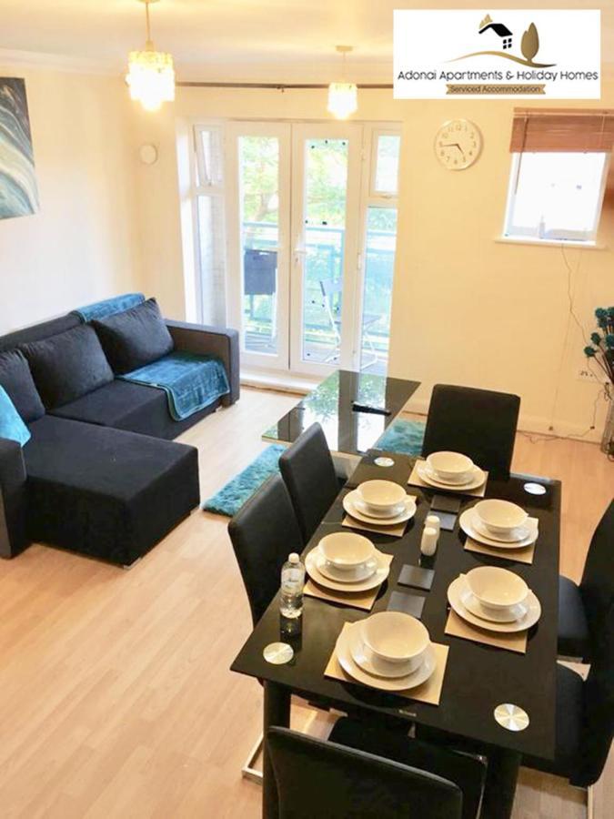 2 Bedroom Apartment At Dagenham , Adonai Serviced Accommodation, Free Wifi And Parking エクステリア 写真