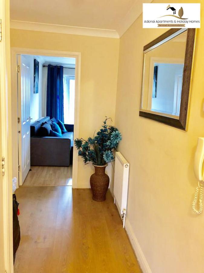 2 Bedroom Apartment At Dagenham , Adonai Serviced Accommodation, Free Wifi And Parking エクステリア 写真